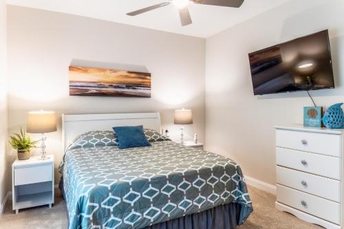 Chic New Central Modern home game room spotless in St. Augustine, USA