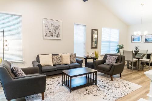 Chic New Central Modern home game room spotless in St. Augustine, USA