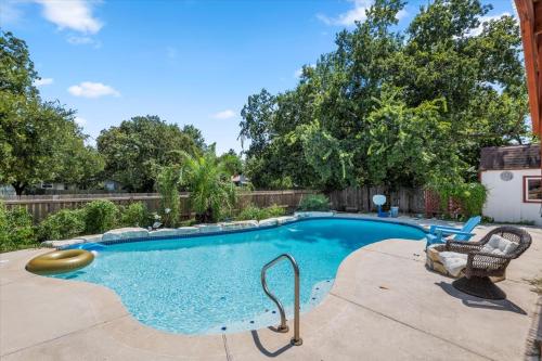 Oasis w Huge Pool & BBQ Patio in Austin, USA