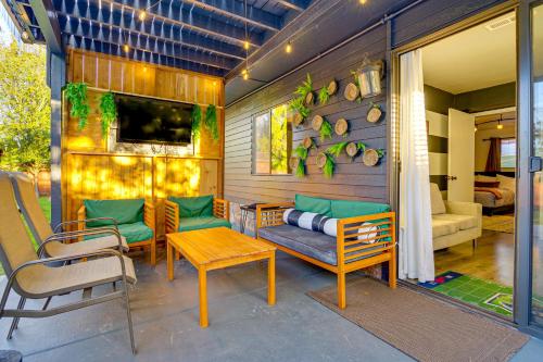 Mount Vernon Home w/ Private Hot Tub in Mount Vernon (WA)
