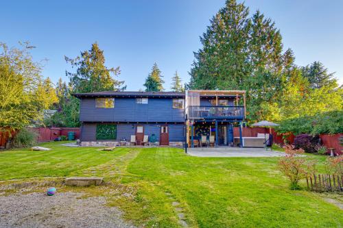 Mount Vernon Home w/ Private Hot Tub in Mount Vernon (WA)