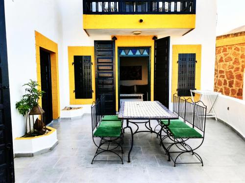 65 triplex vue sûr mer avec trois piscines Pour familles seulement célibataire non accessible 65 triplex vue sûr mer avec trois piscines Pour familles seulement célibataire non accessible