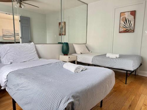 ATL Downtown 2BR King Bed Free Parking and Gym LM208 in Atlanta, USA