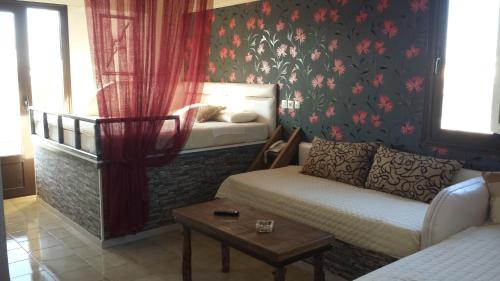 Takis Hotel Apartments - main image