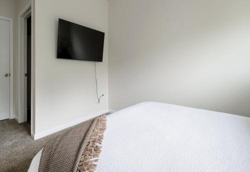 Emery Apartments by Barsala in Concord, USA