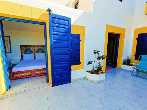 65 triplex vue sûr mer avec trois piscines Pour familles seulement célibataire non accessible 65 triplex vue sûr mer avec trois piscines Pour familles seulement célibataire non accessible