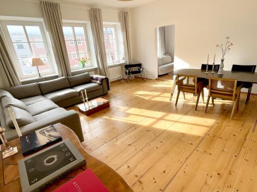 New furnished, exclusive large flat in City Center, 30min to Airport, Мюнхен (фото 5)