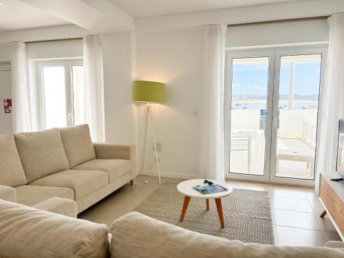Cais - Waterfront Holiday Apartments - By SCH - image 5