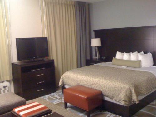 Staybridge Suites Houston Stafford - Sugar Land, an IHG Hotel