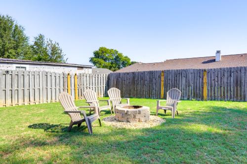 Private Pool and Fenced Yard Home in Warner Robins! in Warner Robins, USA