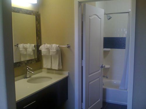 Staybridge Suites Houston Stafford - Sugar Land, an IHG Hotel