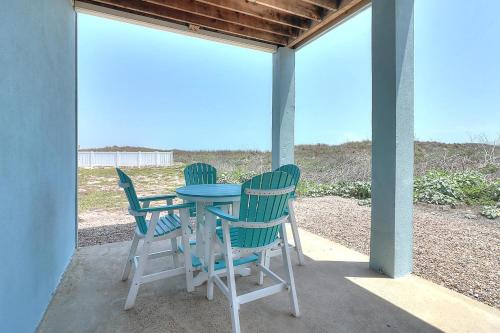 High Tide Hacienda 103GW in Port Aransas, USA