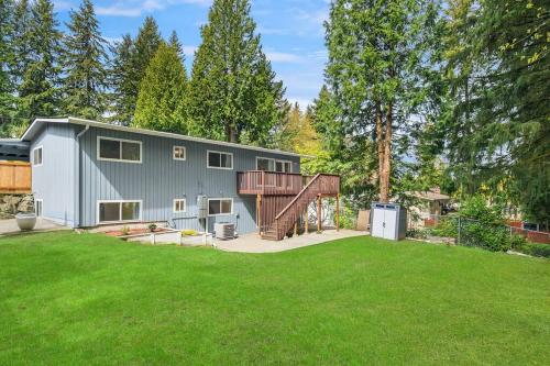 Remodeled Bellevue Family home w AC close to everything