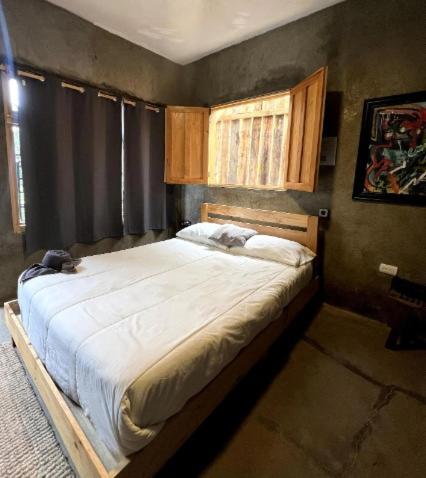 EB5 Escape-Contemporary Stay, San Marcos La Laguna #3 in ซาน มาร์โกส ลา ลากูนา