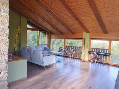 Szórakozási lehetőségek, Masia La Clariana in Fonollosa