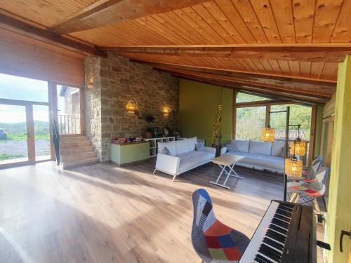 Szórakozási lehetőségek, Masia La Clariana in Fonollosa