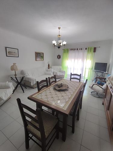 Nice Lagos 3 bedrooms Balcony Flat