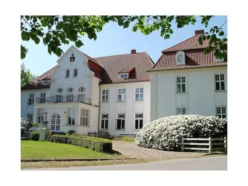 Schloss Badow Comfortable holiday residence in Badow, Deutschland