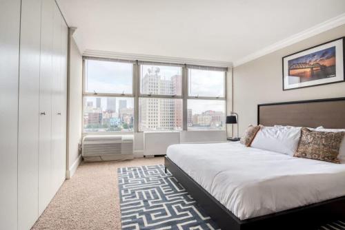 CozySuites 800 Tower 1BR with gym 20 in Louisville, USA