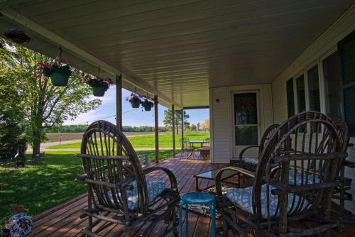 Tranquil Leelanau Farmhouse in Cedar, USA