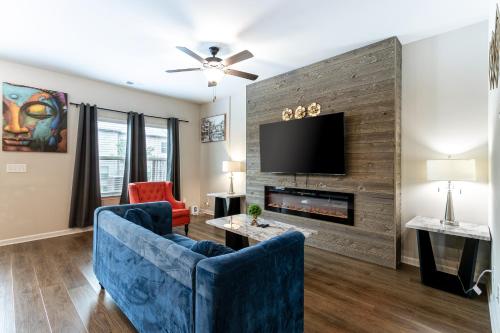 The Atlanta Escape Modern 3BD Retreat with King Bed in Westside Hills, Vereinigte Staaten von Amerika