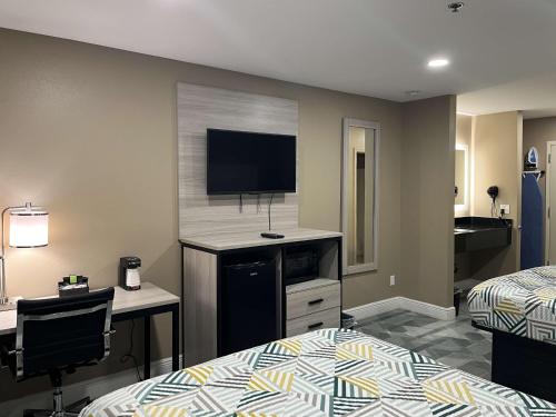 Days Inn by Wyndham Houma LA - image 13
