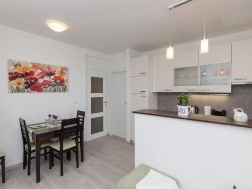 Apartment Precious View