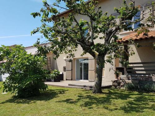 Gîte Maringes 3 pièces 4 personnes - FR-1-496-174 - image 4