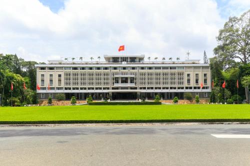 Thiên Quốc Hotel TPHCM