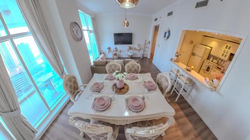 Elegant 2 Bedroom Apartment in Dubai Marina- Just 1 Min walk from JBR Beach, Dubái (foto 7)