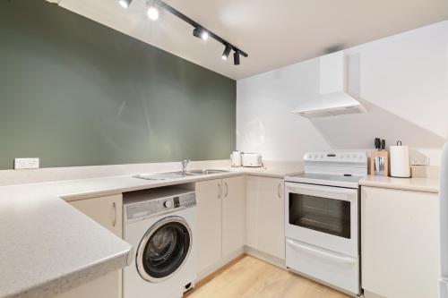 Luxurious Studio in City Centre - image 2