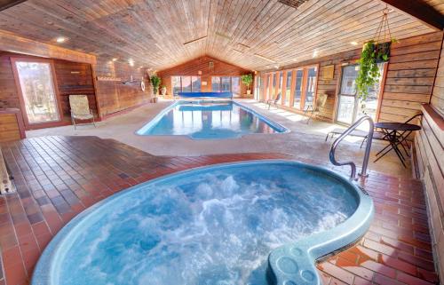 50 Snowscape 2BrLoft 3Ba condo in Silverthorne, USA