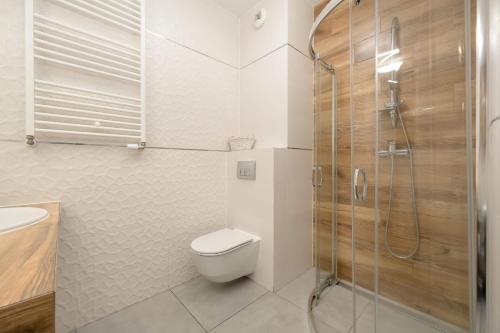 Jesionowa 37 Elegancki Apartament i Parking by Noclegi Renters - image 2