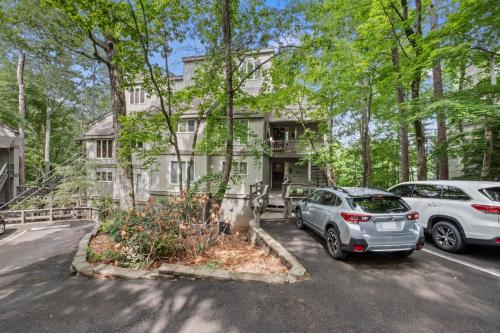 Ridgeview Condo - Mountain Golf Course Views Access to Big Canoe Amenities in Holcomb, USA