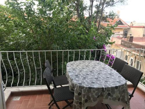 ระเบียง/ชานเรือน, Paradise Garden on the Island in เฮย์เบเลียดา