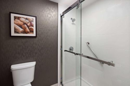 Ramada by Wyndham Yakima - image 2