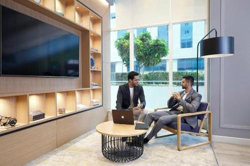 Patogumai, Holiday Inn Express Kolkata New Town By IHG in Kolkata