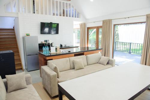 Tree House - image 13
