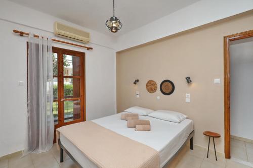 Skopelos Evergreen Apartments 3