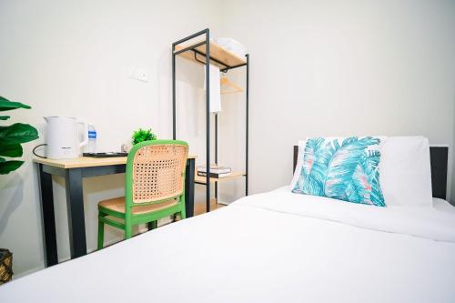 Swing & Pillows - Jalan Changkat Thambi Dollah Kuala Lumpur Swing & Pillows - Jalan Changkat Thambi Dollah Kuala Lumpur