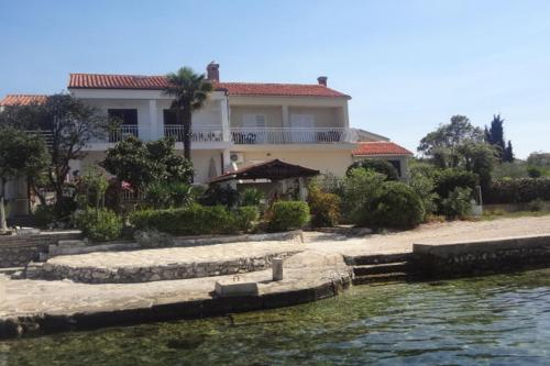 Apartments Andri - 5m from beach 