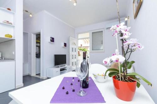 One-Bedroom Apartment - Ground Floor image 10