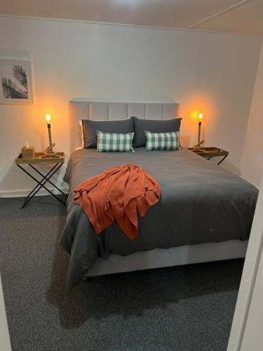 The Boathouse, a place to unwind & explore