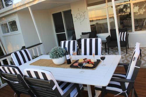 The Boathouse, a place to unwind & explore