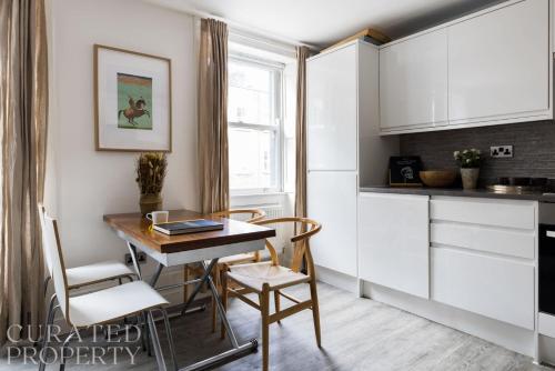 Modern 3-bed Duplex Apartment in Fitzrovia near Oxford Street, Londýn (fotografie 8)