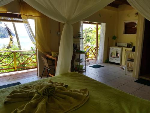 CARPE DIEM VILLA "Studio Apartment" Caribbean Sea views even from the Beds in Castara