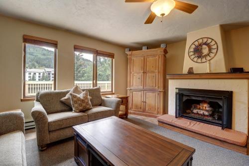 Ten Mile Haus A-6 2Br 2Ba condo in Copper Mountain, USA