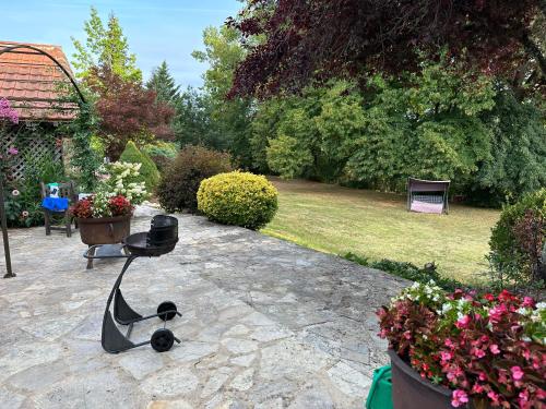 Balcony/terrace, 10 Le Bastit in Saint-Médard-de-Mussidan