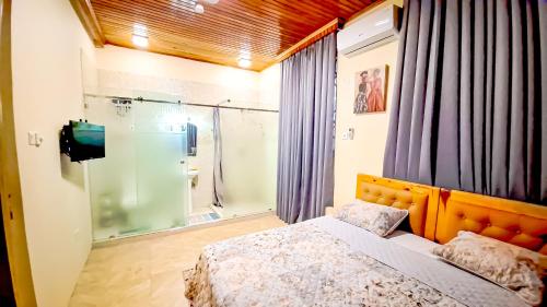 Cozy Luxury Hideouts in North Ridge, 10 mins from the Airport & Tang Palace, 5 mins from Alisa Hotel in North Ridge