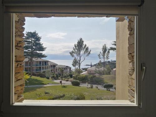 Complexe Cap Esterel village ,vue mer studio avec parking - Location saisonnière - Saint-Raphaël